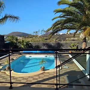 Habitación en casa particular Tía Ela, Yaiza (Lanzarote)